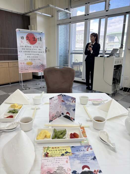 114/12/10 《日久生情》午餐餐會，校內實習 學生創意 × 專業實力全面綻放。圖片