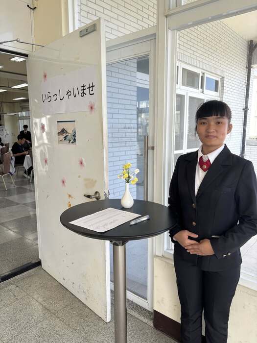 114/12/10 《日久生情》午餐餐會，校內實習 學生創意 × 專業實力全面綻放。圖片