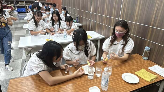 115/04/23 打造國中生的餐旅職涯探索場域~新生國中參訪圖片