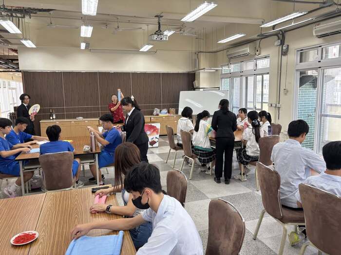 115/04/23 打造國中生的餐旅職涯探索場域~新生國中參訪圖片