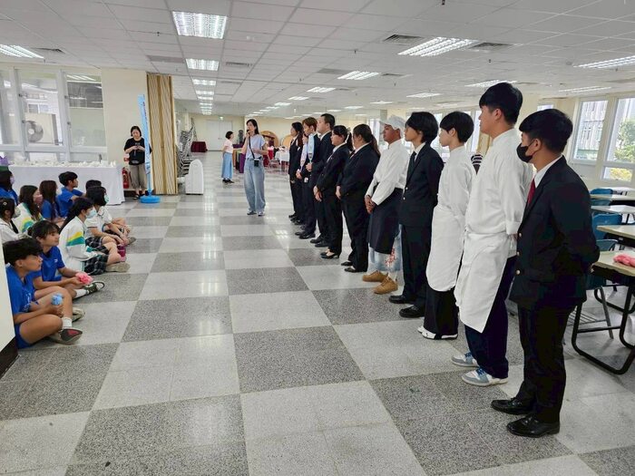 115/04/23 打造國中生的餐旅職涯探索場域~新生國中參訪圖片