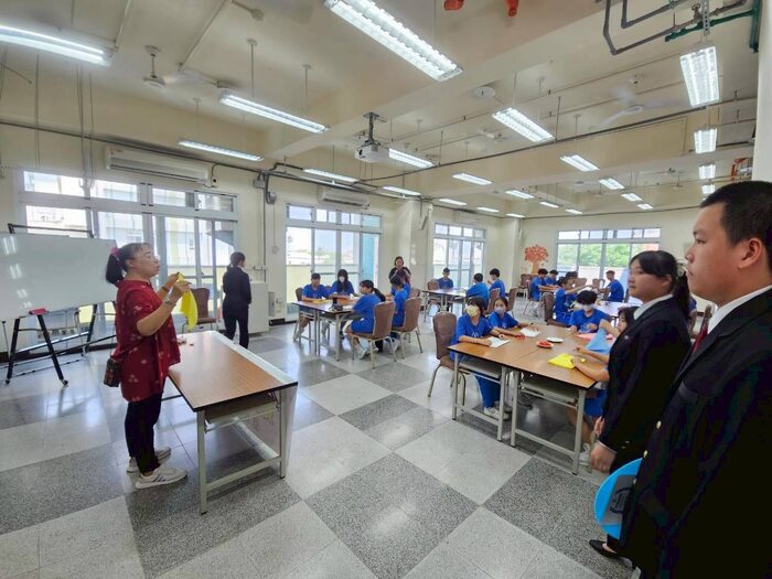 115/04/23 打造國中生的餐旅職涯探索場域~新生國中參訪圖片