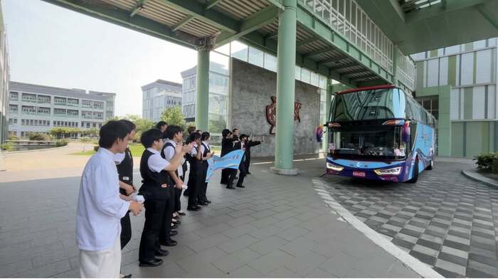 115/04/23 打造國中生的餐旅職涯探索場域~新生國中參訪圖片